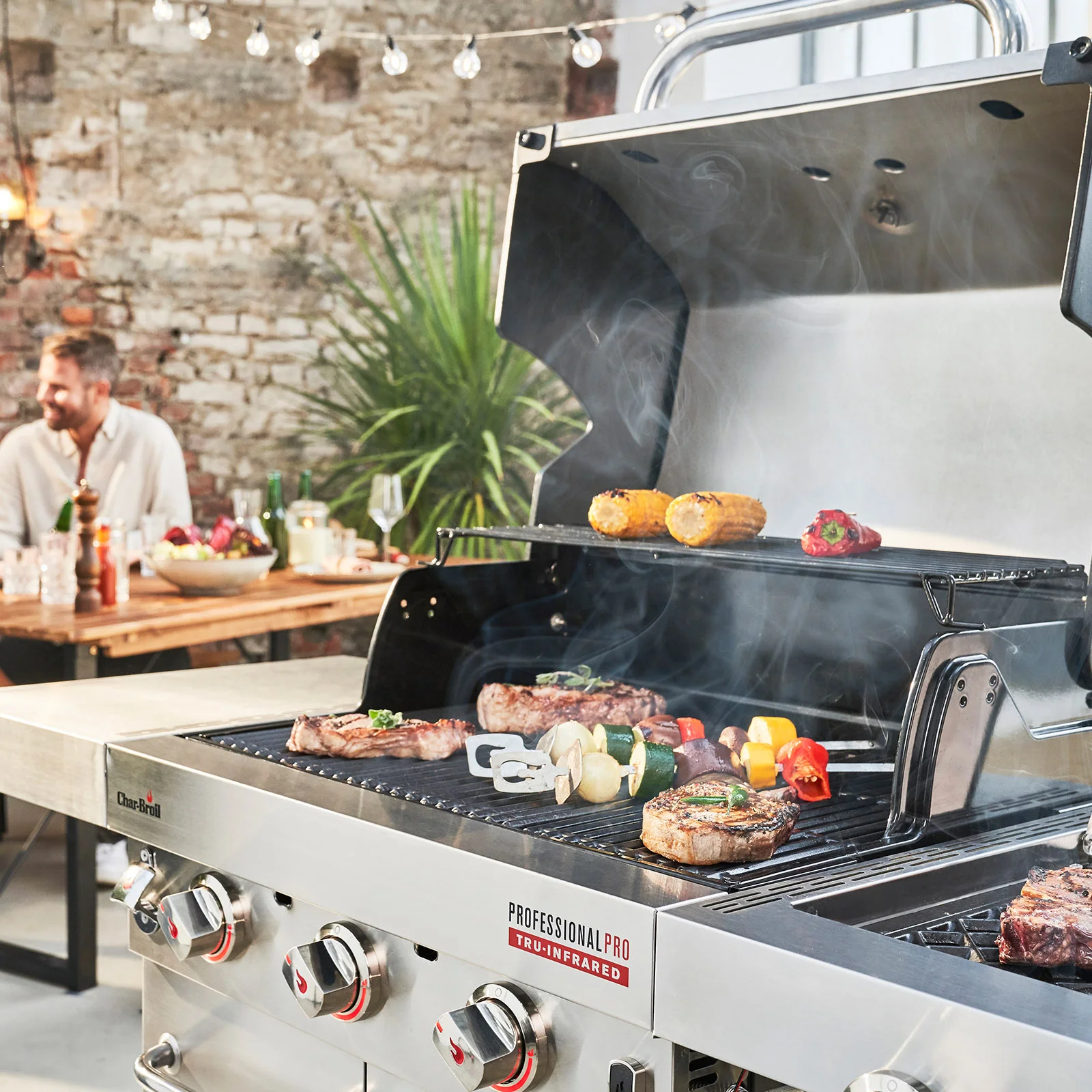 Газовый гриль Char-Broil Professional PRO 3S